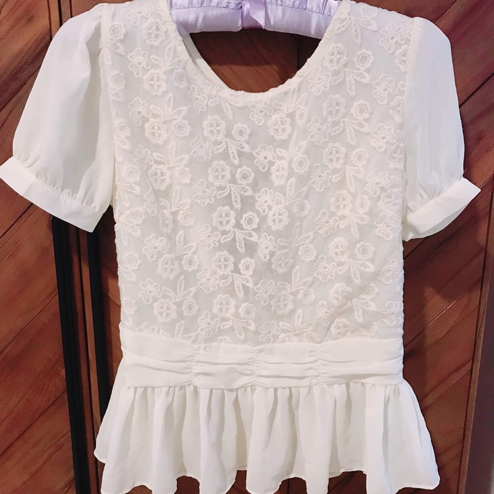 Cream floral embroidery chiffon blouse dolly style